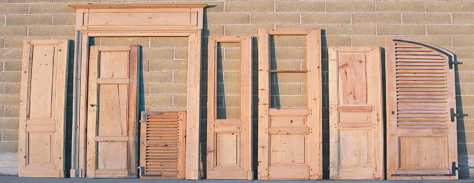 Sverniciatura serramenti in legno Finestre di legno